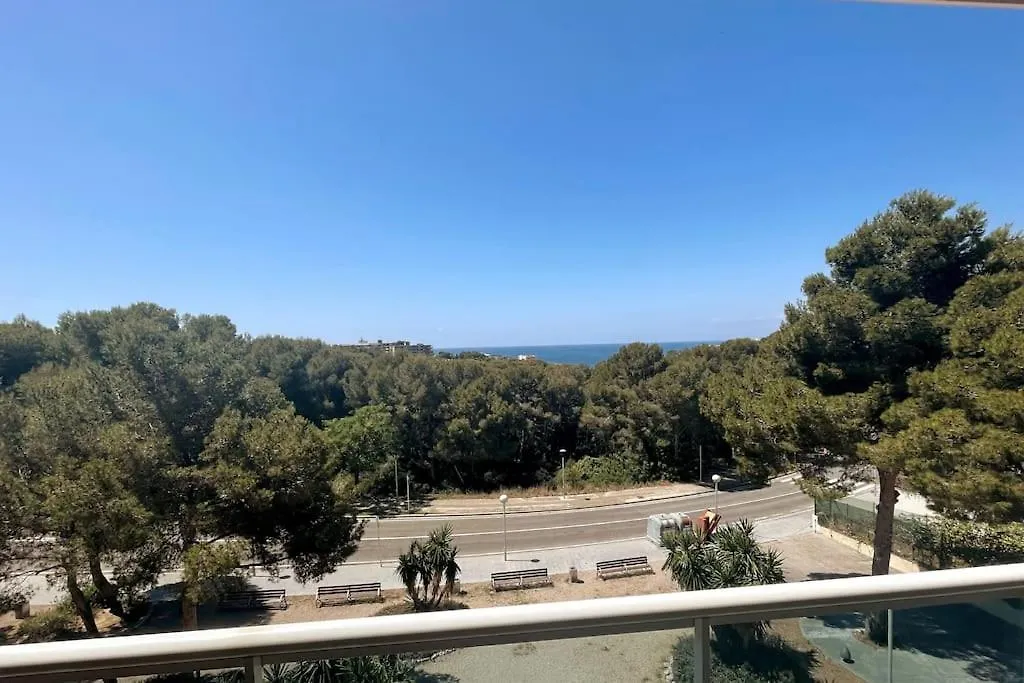 Peaceful Apartment With Sea View And Parking In Cap Salou