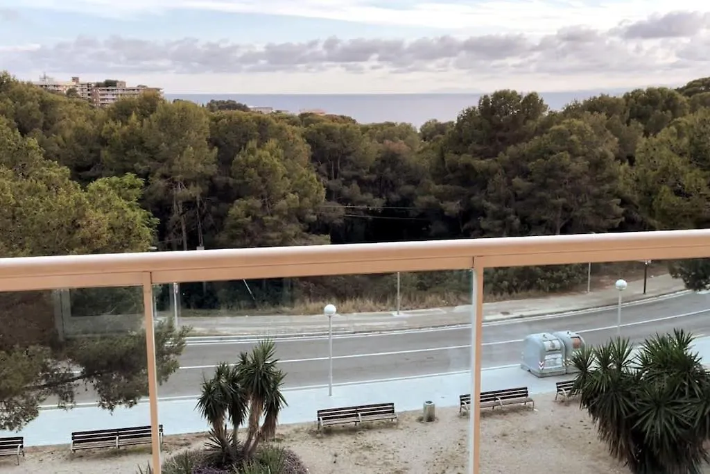 Peaceful Apartment With Sea View And Parking In Cap Salou