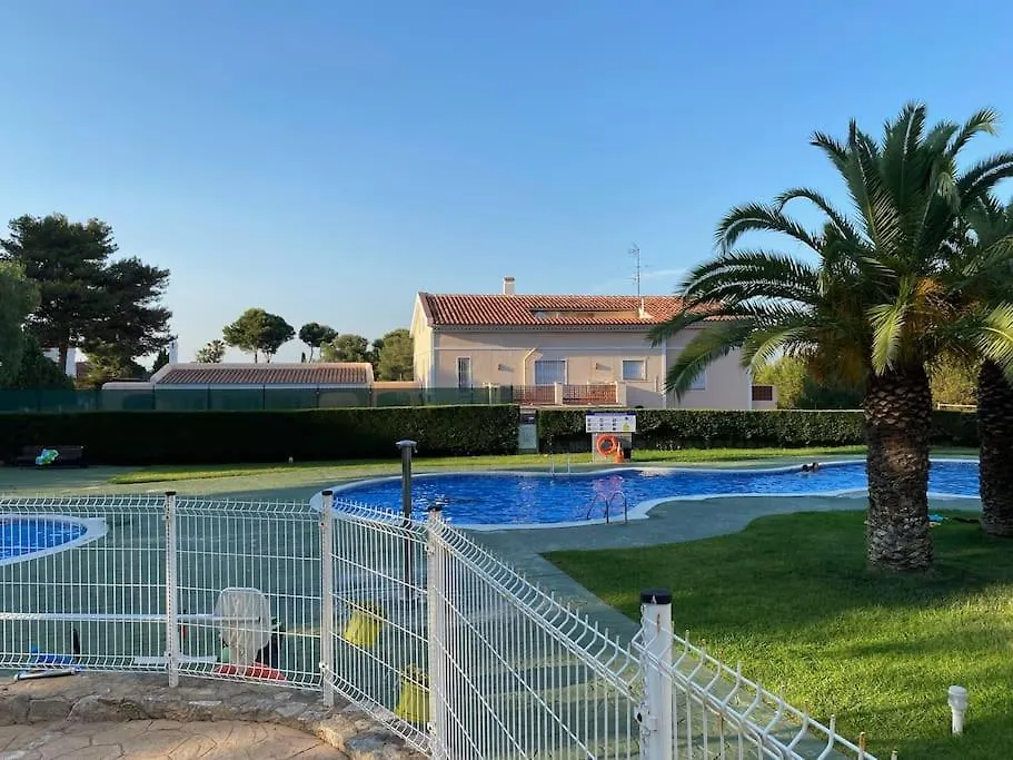 Peaceful Apartment With Sea View And Parking In Cap Salou